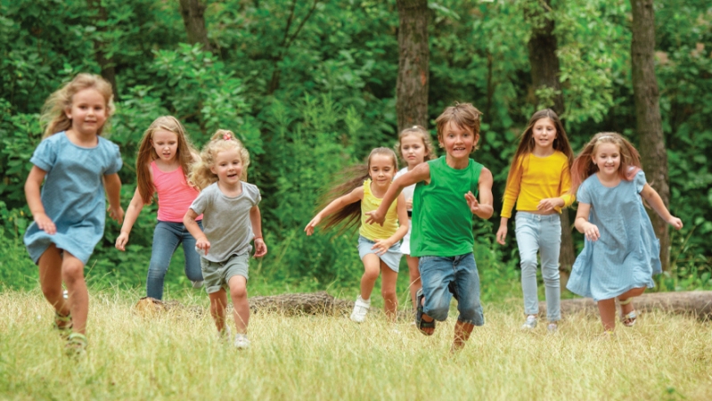 ** AUSGEBUCHT ** Naturferiendorf - Die Kinder in Boßlerbü